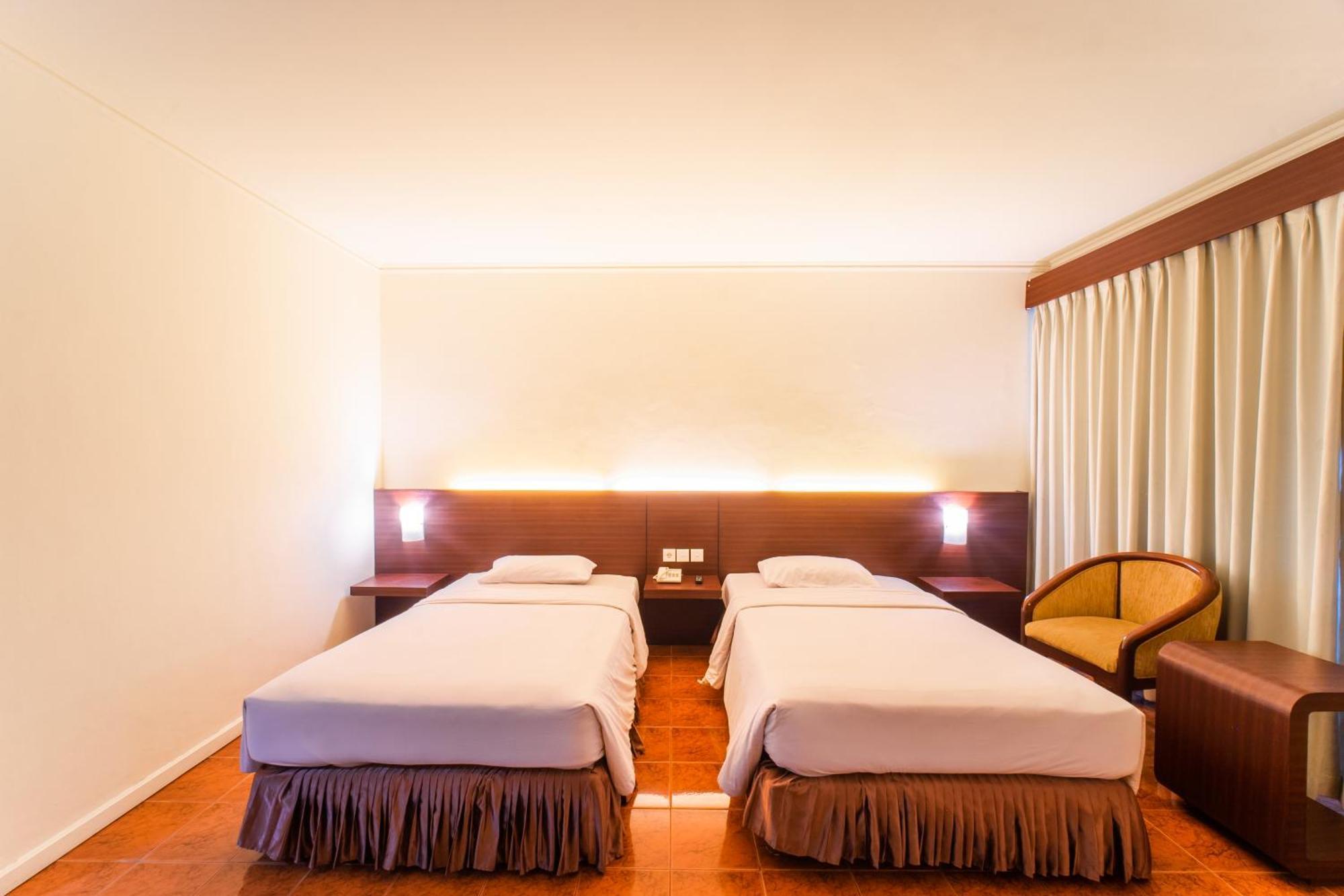 Adika Hotel Bahtera Klandasan Kecil Exteriér fotografie